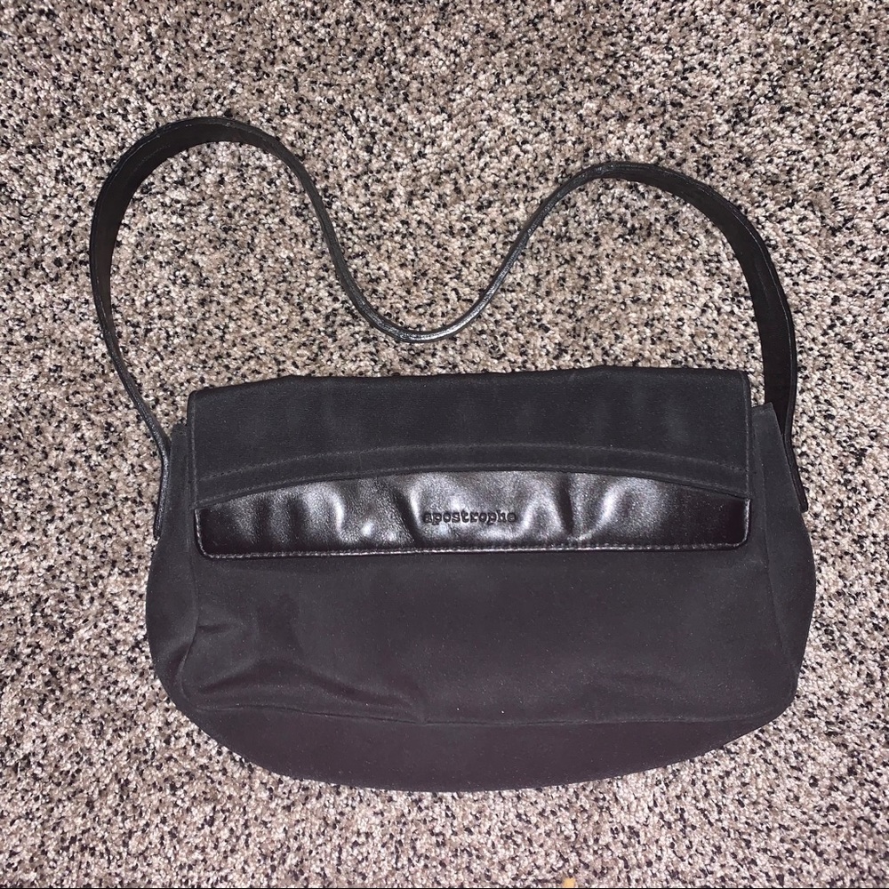 LITTLE BLACK SHOULDER BAG!!